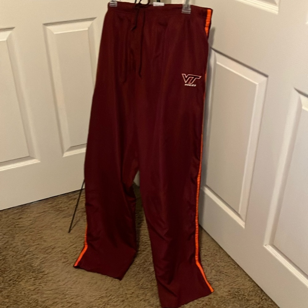 Womans XL Red Oaks Virginia Tech sweatpants
